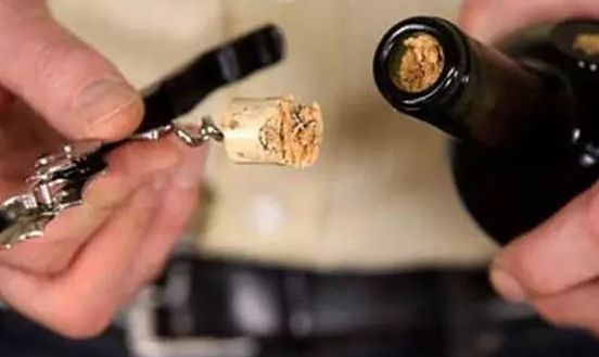 開葡萄酒的方法