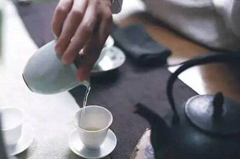 喝茶治療過敏性鼻炎