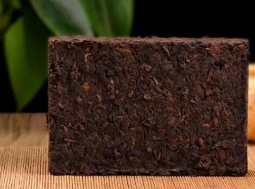 普洱茶常見(jiàn)的茶葉形狀